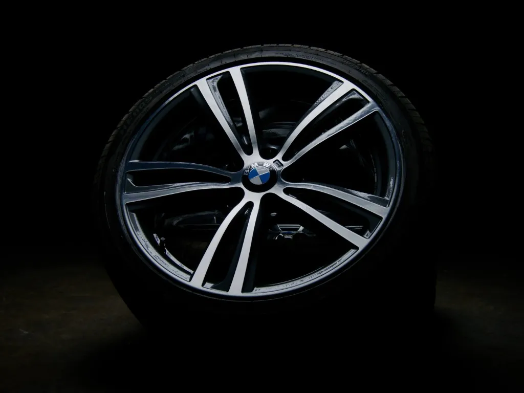 BMW alloy wheel refurbished by Rolling Rims