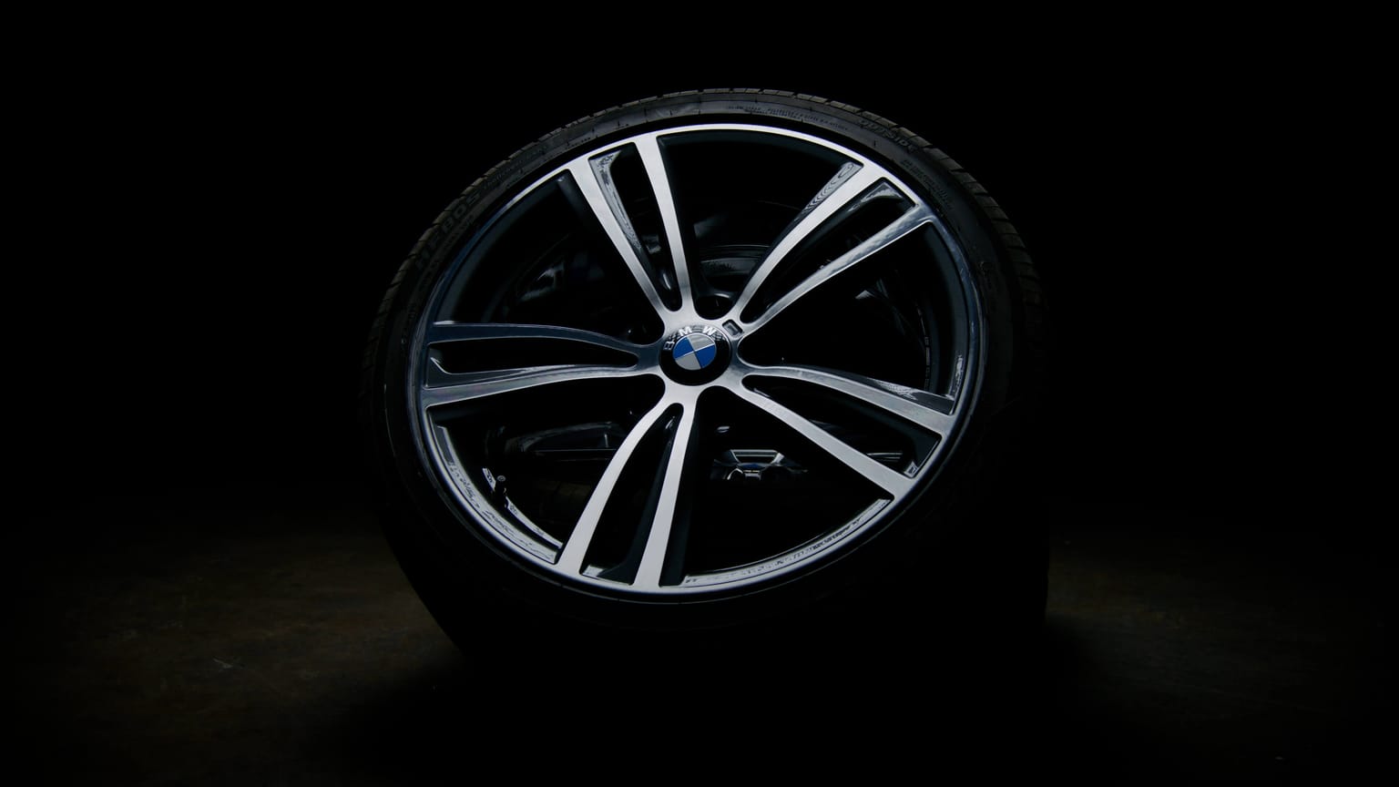 BMW Alloy wheel refurbished by Rolling Rims