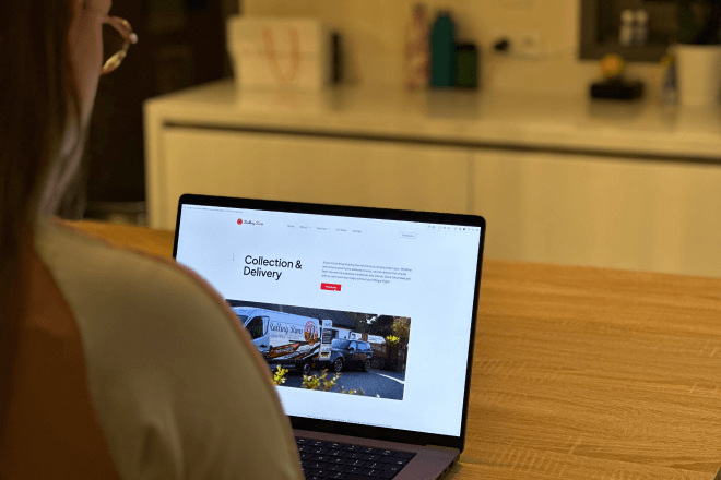 Customer browsing Rolling Rims website